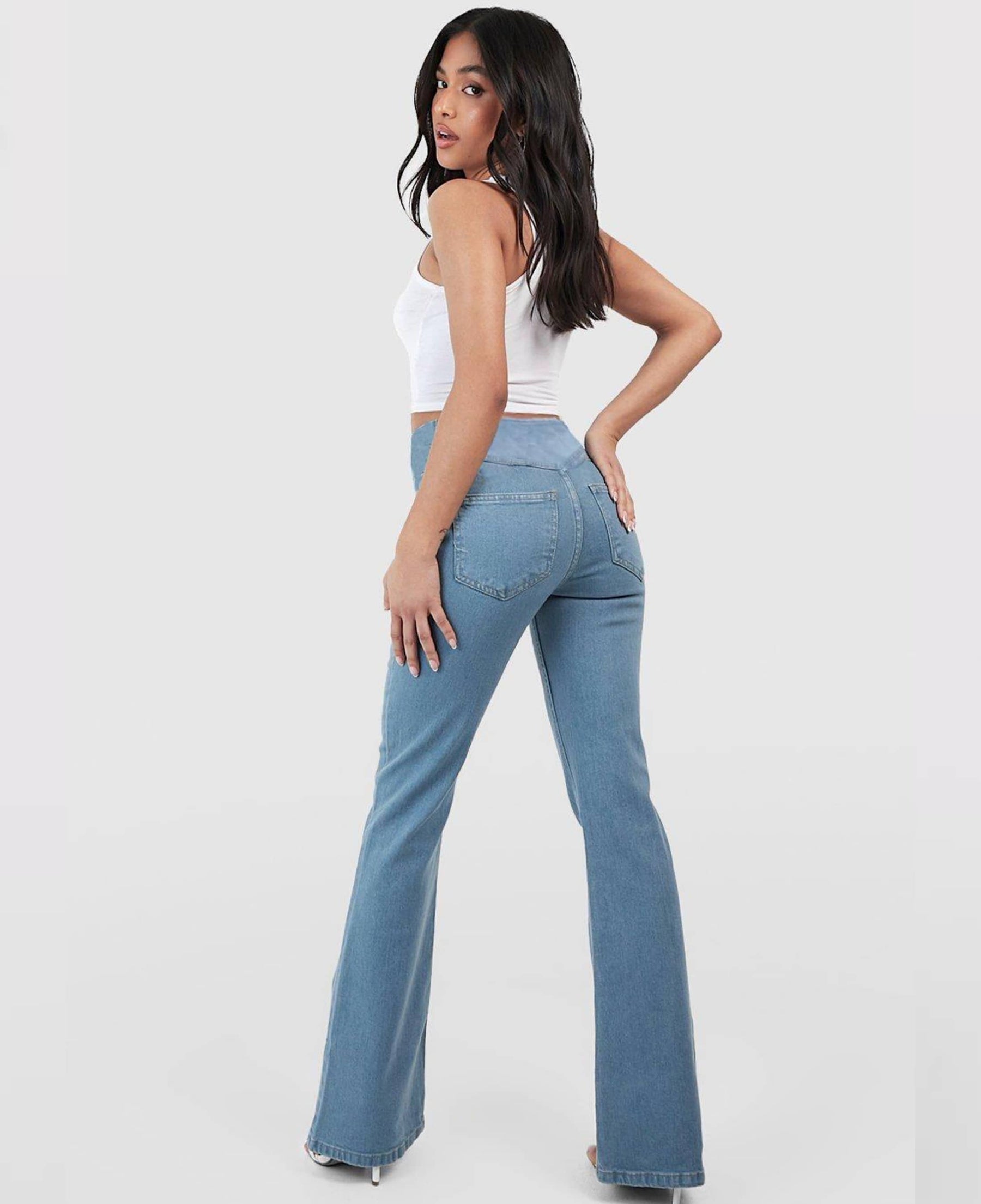 Calça Jeans de Cintura Alta Cruzada [COMPRE 1 LEVE 2]