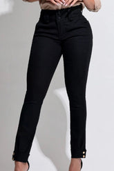 Calça Jeans Modeladora Preto que não Desbota Detalhe Barra